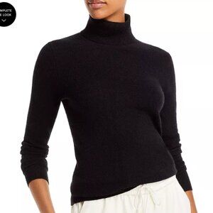 Black Bloomingdale's cashmere turtleneck